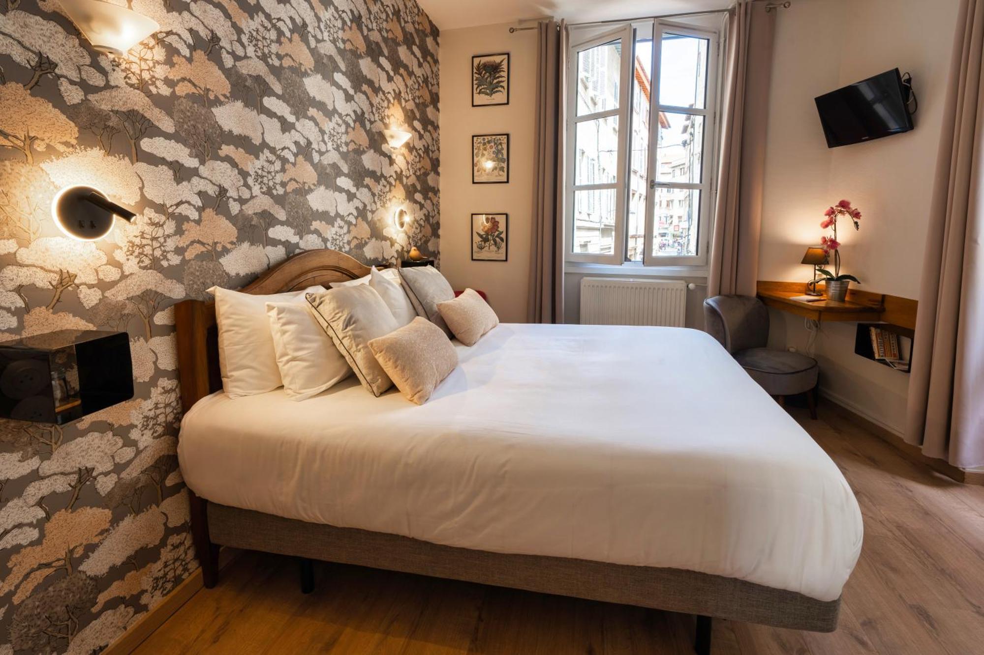 Garlande Hôtel Avignon Centre Buitenkant foto